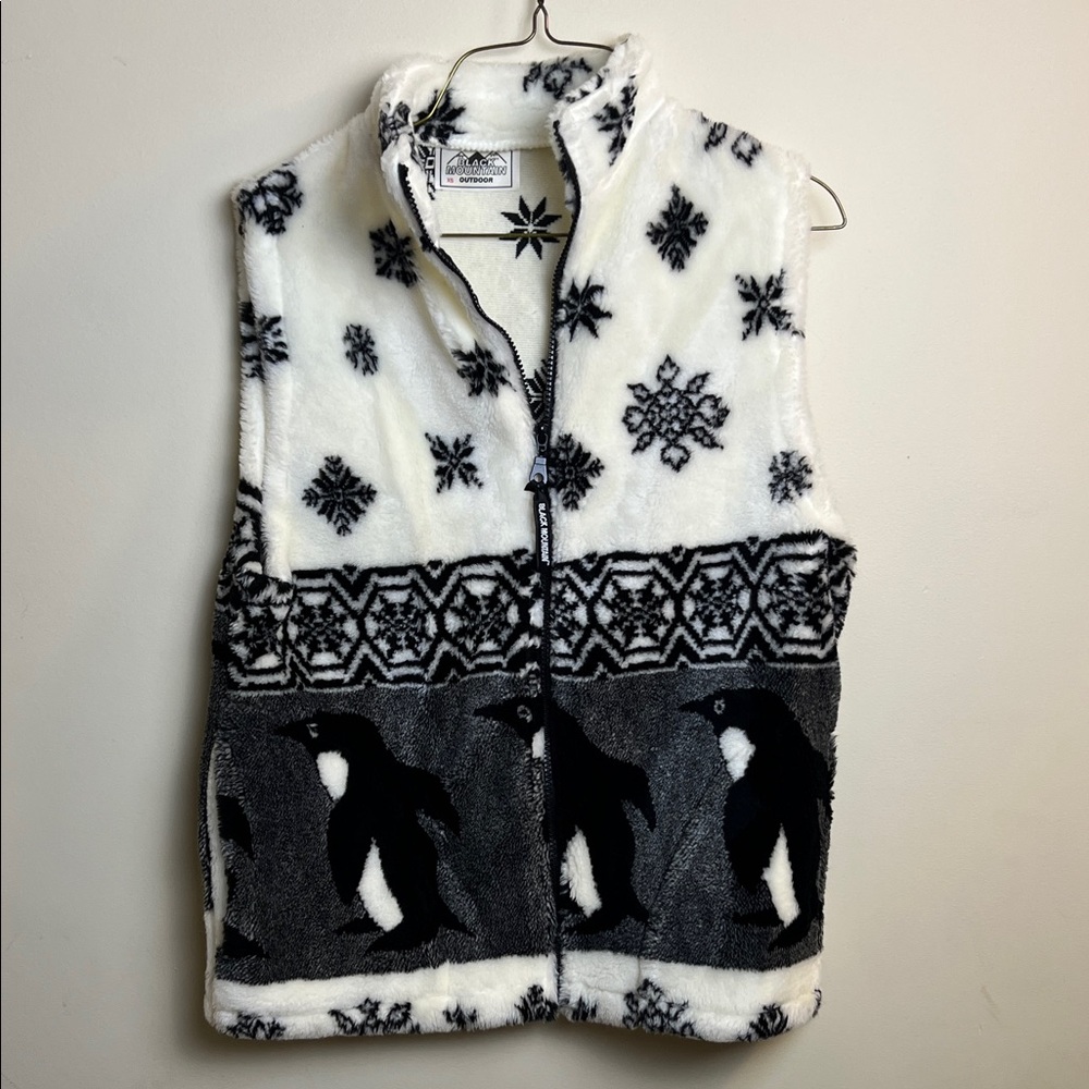 XS White and Black Penguin & snowflake Fleece Vest Black Mountain Outdoor